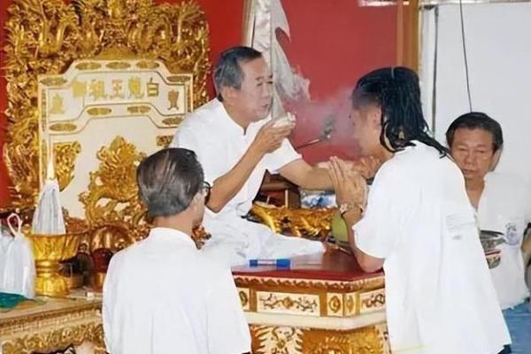 泰国算命挨打电影叫什么