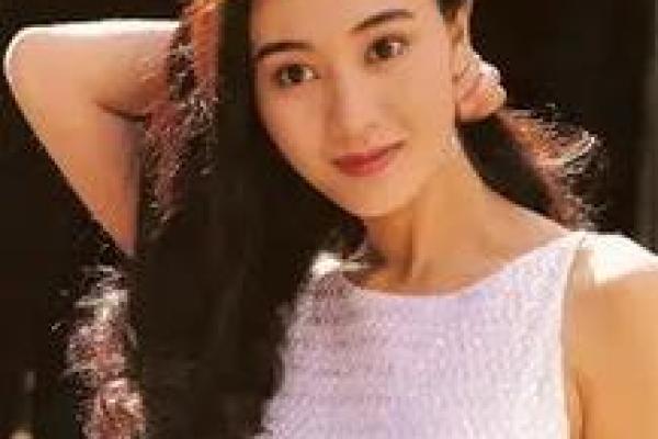 李嘉欣紫薇斗数